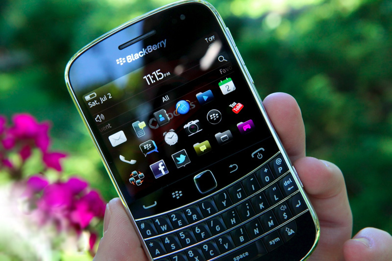 blackberry-bold-9900-61